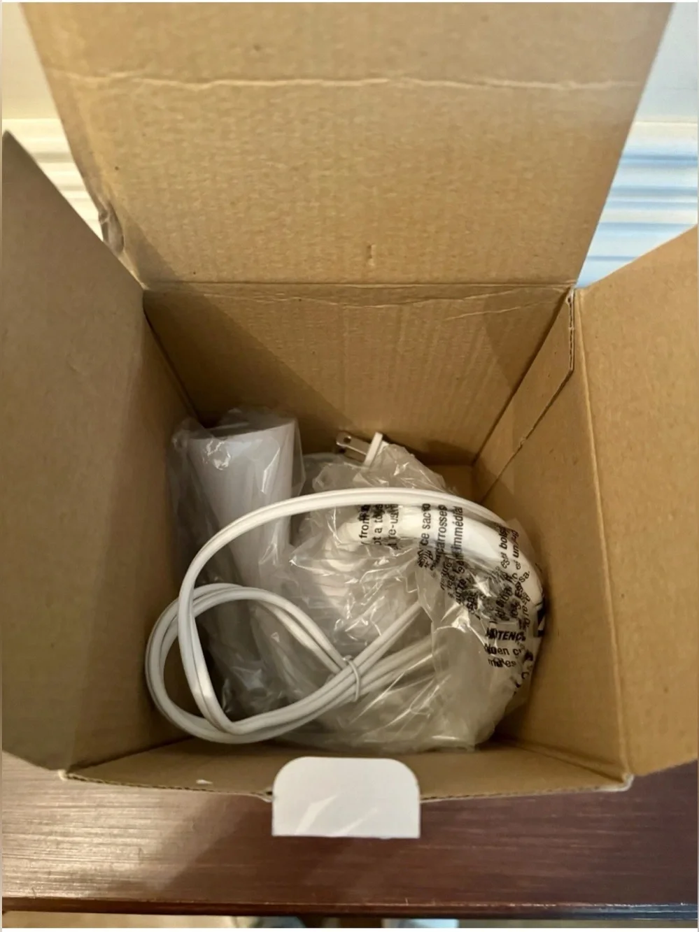 Sunbeam White Flexible LED Desk Lamp - NIB